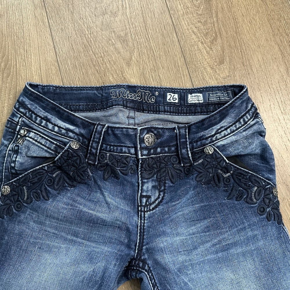 Miss Me‎ Jeans Sz 26 Signature Cuffed Skinny Flower Embroidered - Picture 3 of 5